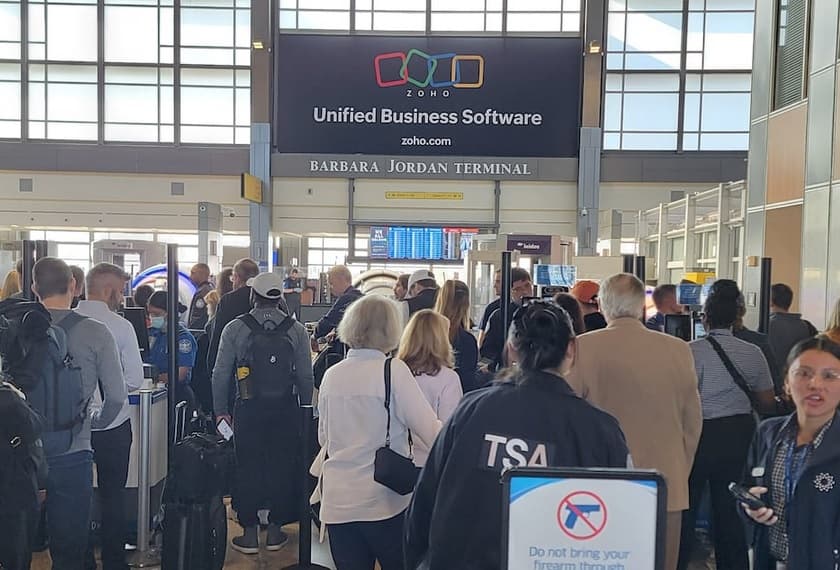 Nome de rede Wi-Fi de passageiro atrasa voo em 5 horas