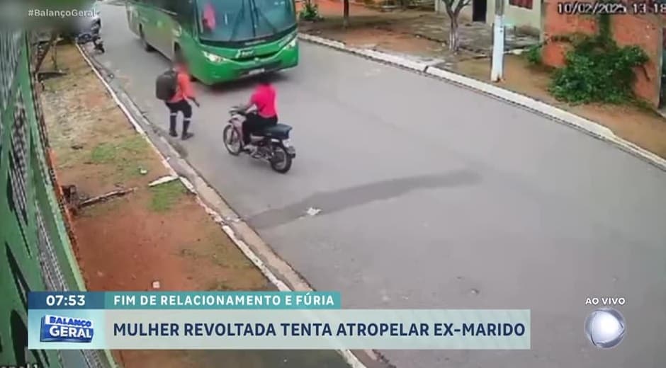 PA: revoltada com fim do casamento, mulher tenta atropelar o ex-marido