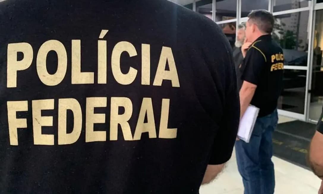 'Caça-comunistas': nova operação retém R$ 30 milhões ligados a suposto grupo de extermínio