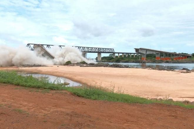 Operação implode o que sobrou da ponte entre Maranhão e Tocantins