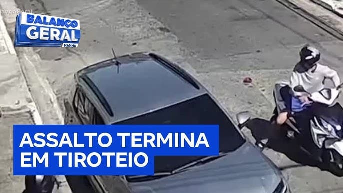 Motorista é baleado após reagir a assalto e atropelar bandidos