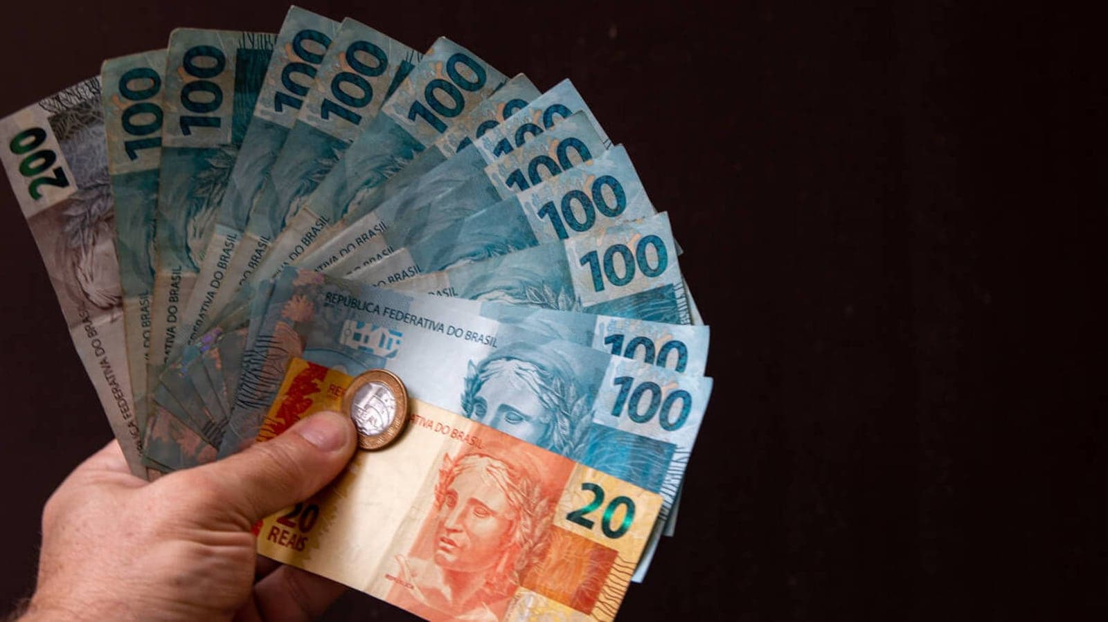 Abono salarial libera R$ 5,4 bilhões a 4,2 milhões de trabalhadores; veja quem tem direito
