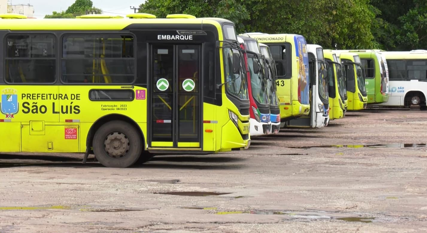 Rodoviários da Expresso Rei de França planejam protesto por salários atrasados