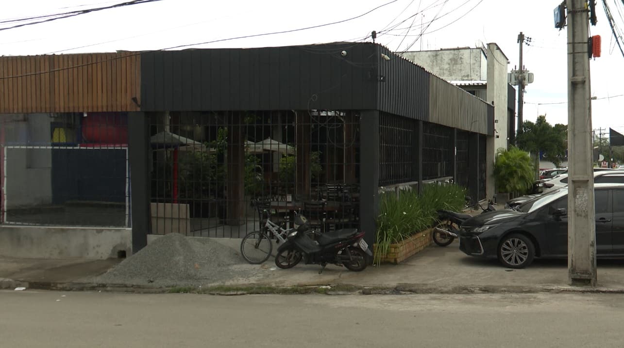 Churrascaria é alvo de grupo criminoso e quatro pessoas são baleadas na Grande Ilha