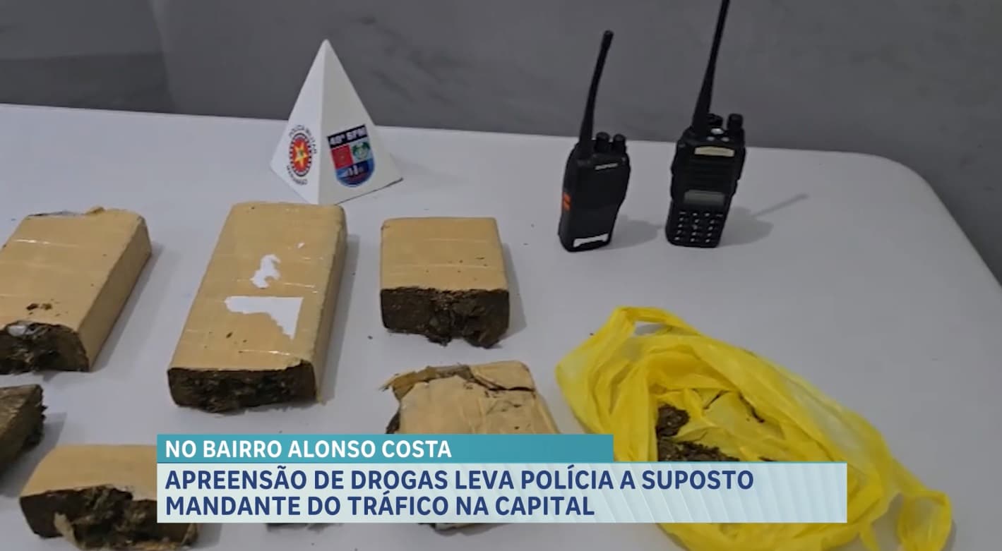 Operação do 40º BPM apreende drogas e rádios comunicadores; líder criminoso é detido