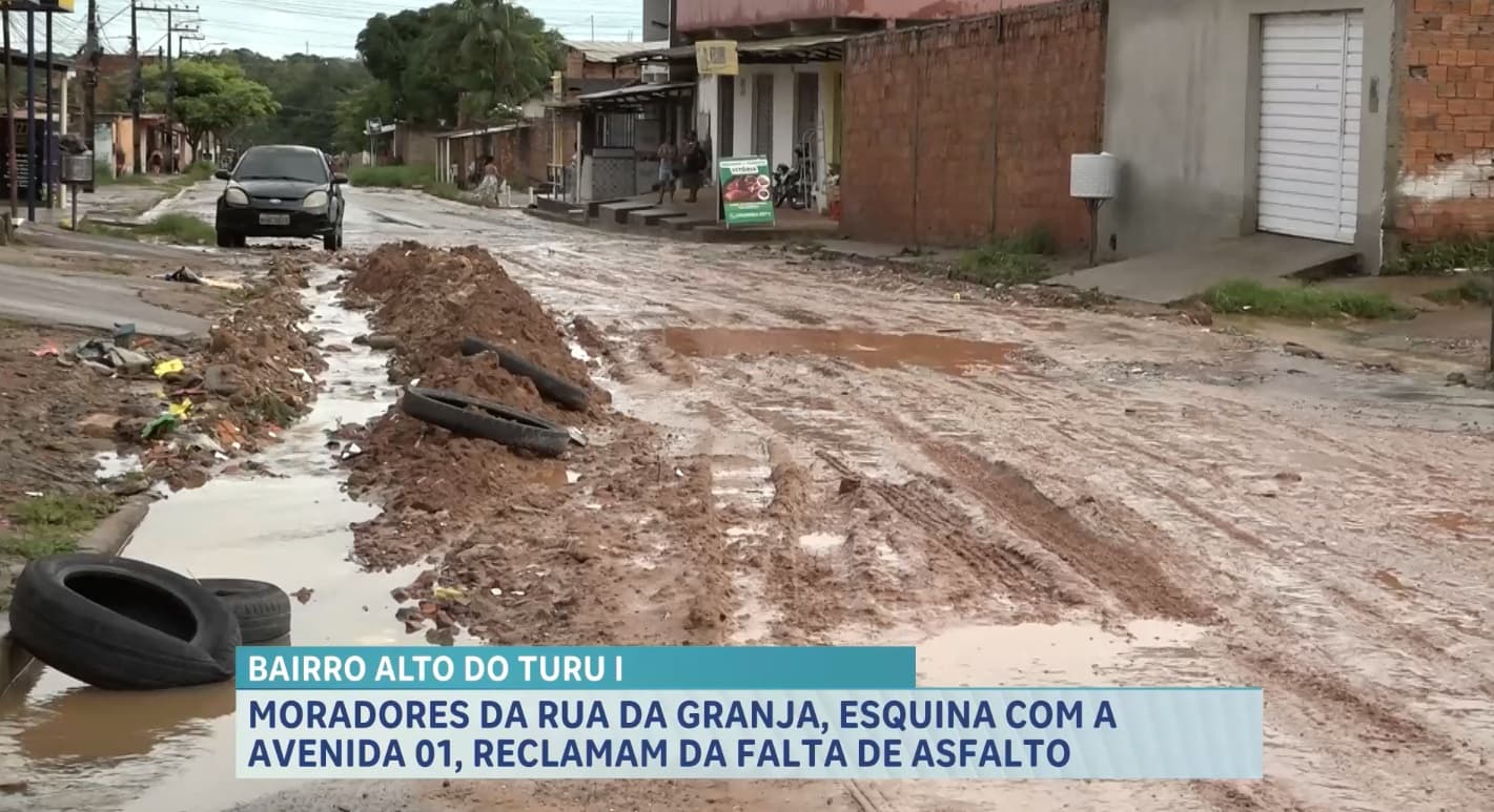Moradores reclamam de lama e falta de infraestrutura no Alto do Turú I, em São José de Ribamar