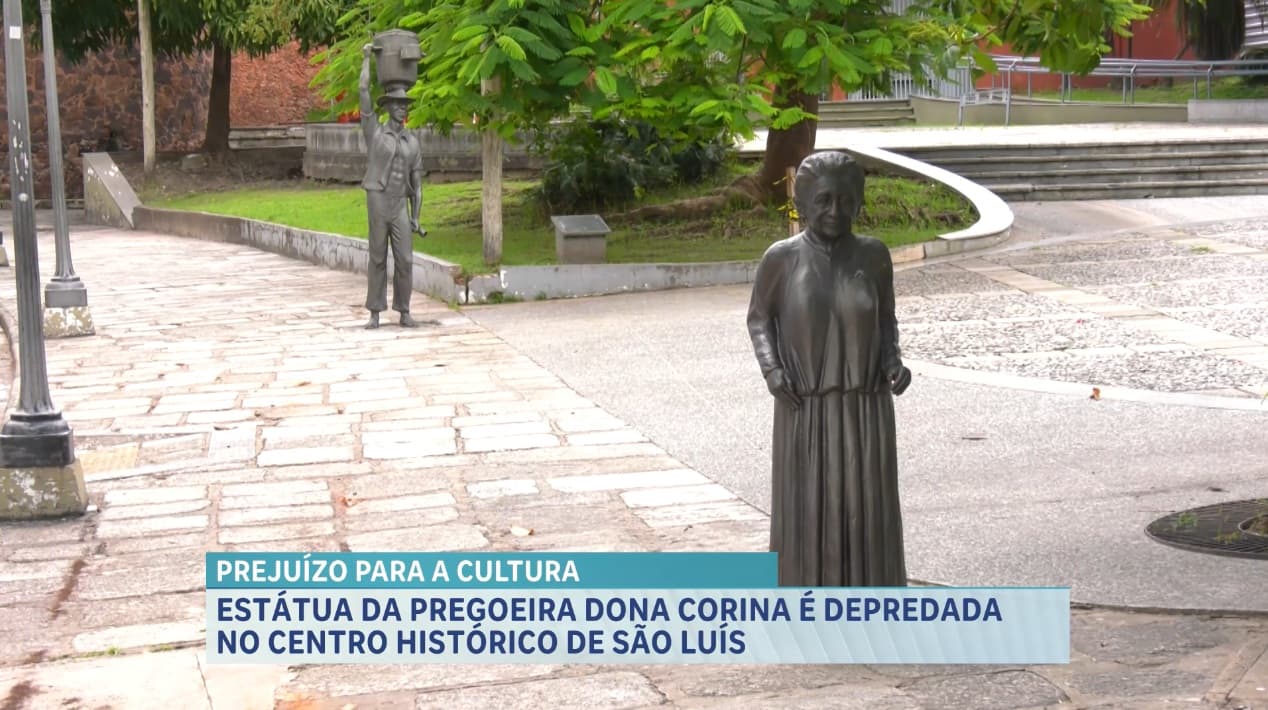 Estátua da pregoeira dona Corina é depredada no Centro Histórico de São Luís