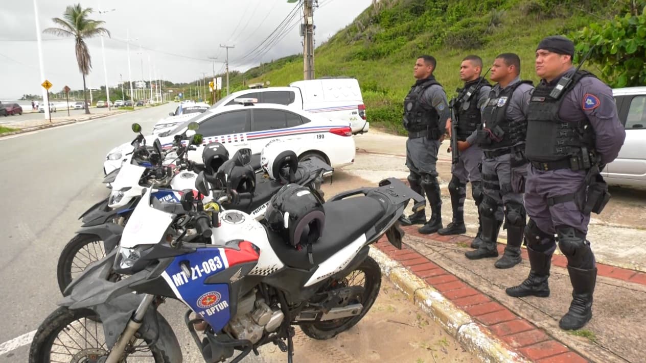 Polícia militar realiza operações na orla e no Centro Histórico da capital maranhense