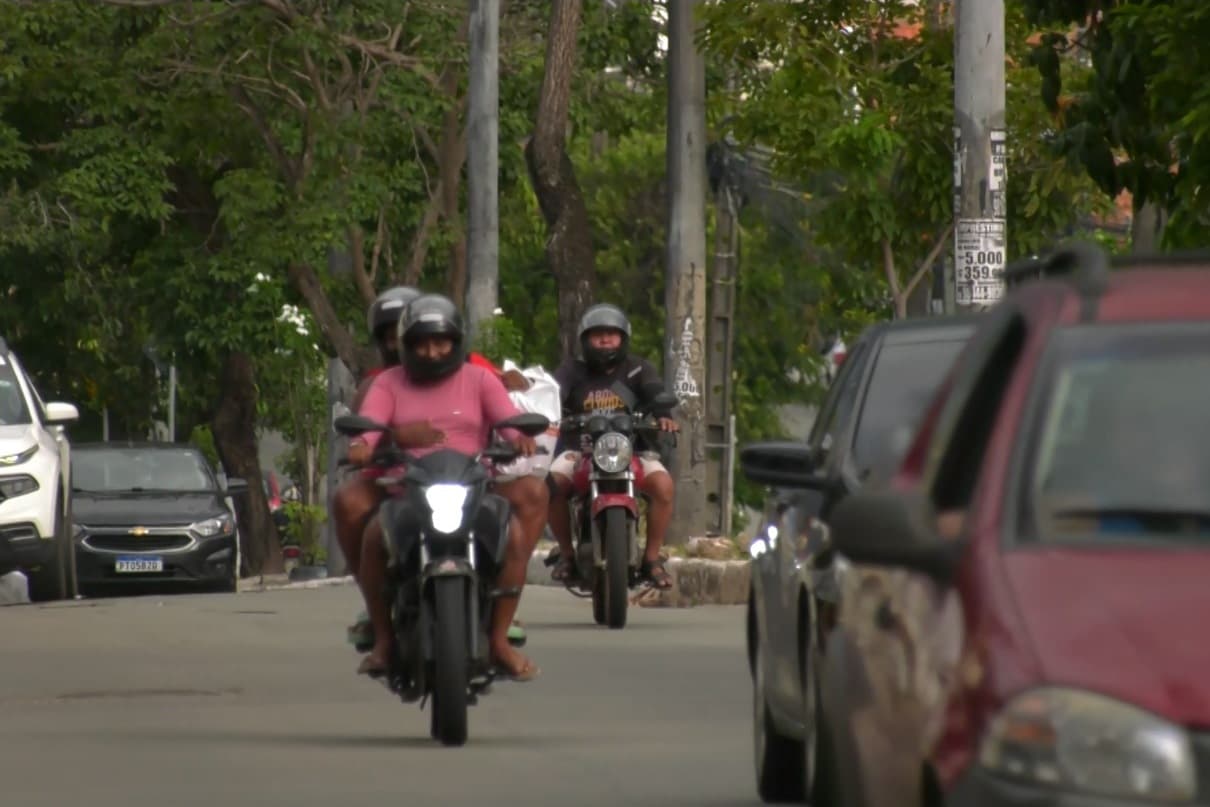 Sequência de acidentes com motociclistas alerta para riscos e exposição no trânsito