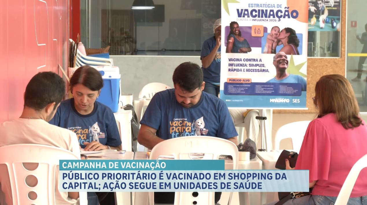 Público prioritário é vacinado em shopping da capital; ação segue em unidades de saúde