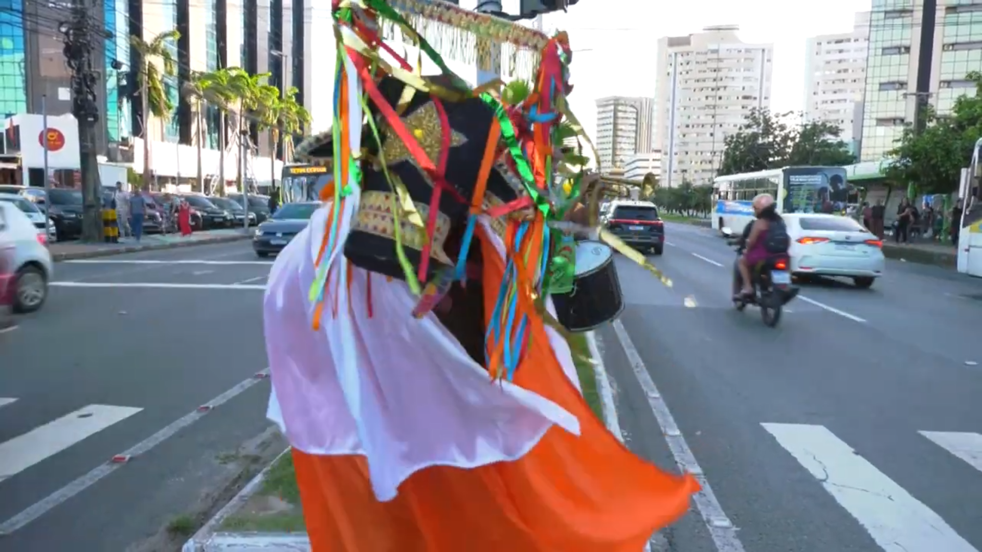 São João da Cidade 2026: Blitz cultural leva apresentações juninas à Avenida Colares Moreira