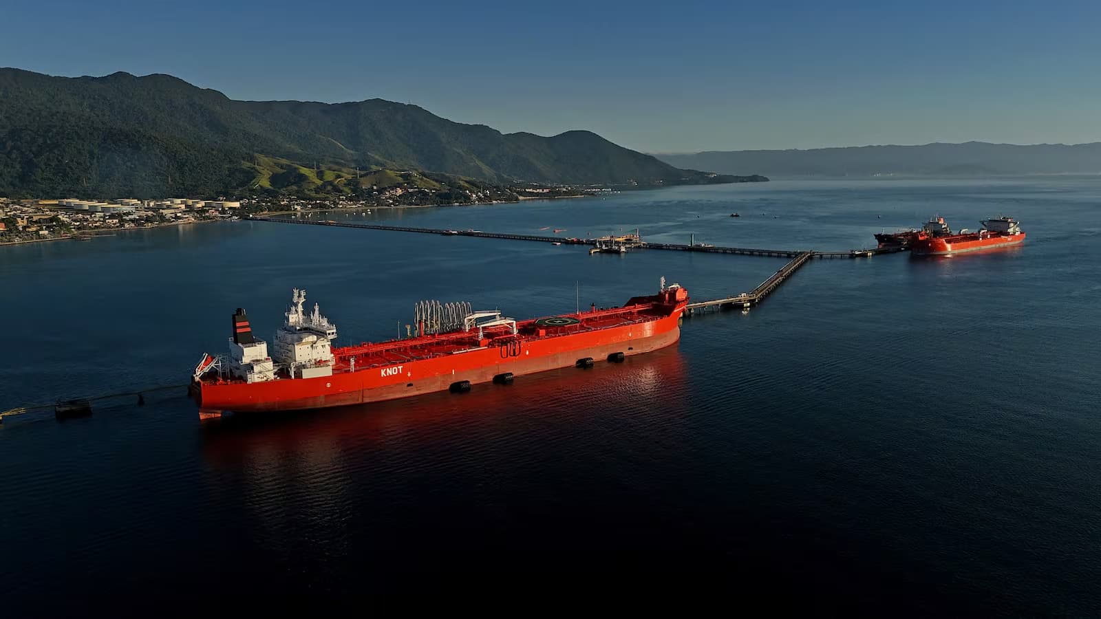 Preços do petróleo caem após Trump cancelar ataque ao Irã para buscar acordo