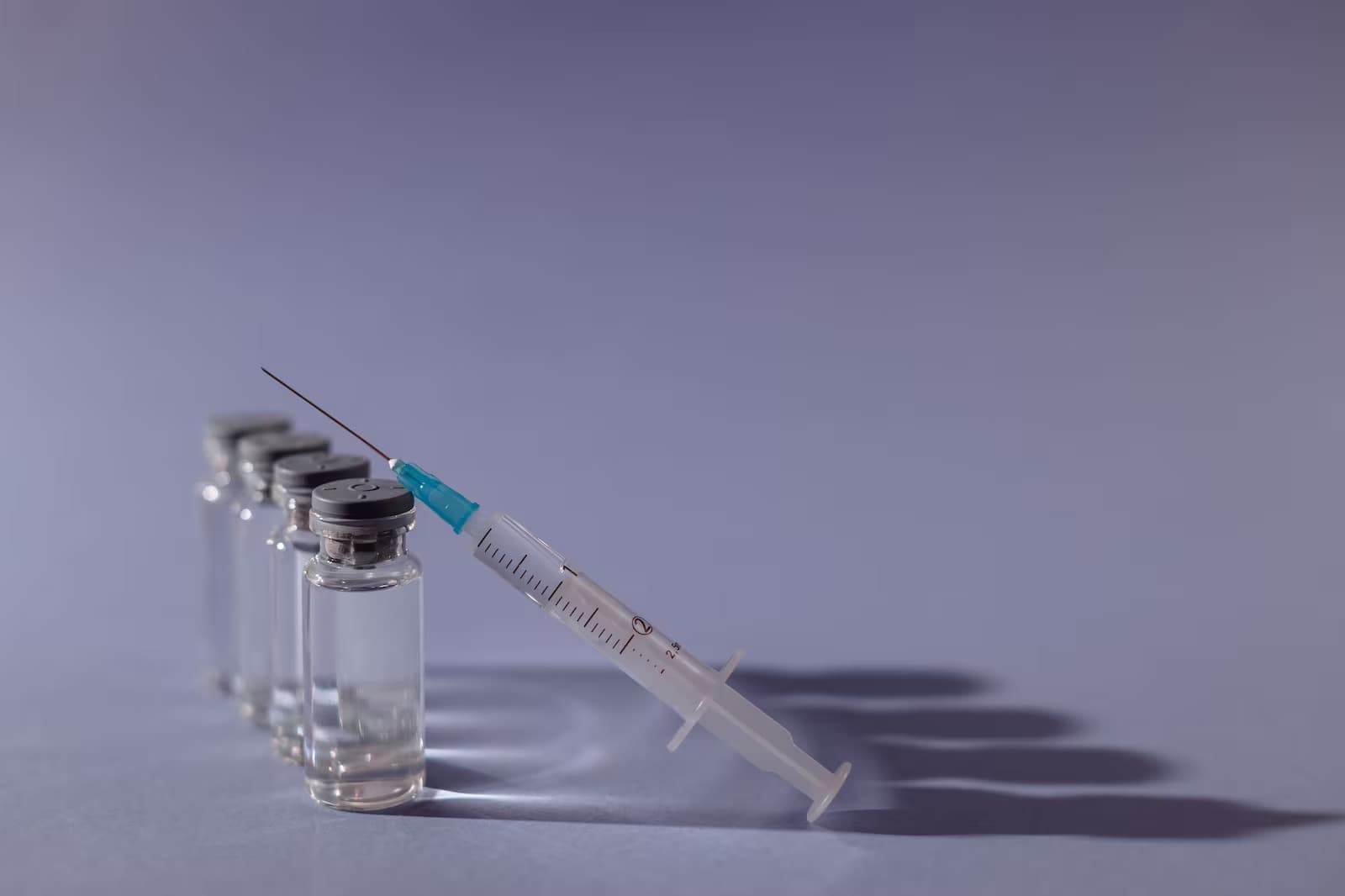 Vacina experimental contra o câncer reduz reincidência de melanoma, diz estudo