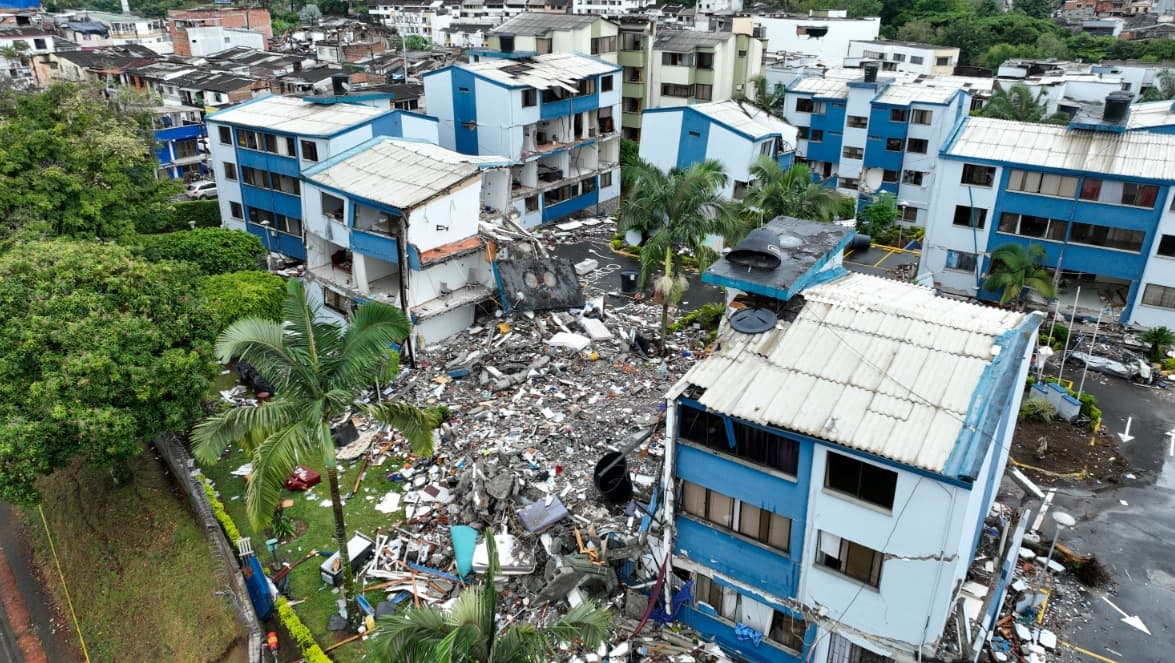 Número de mortos em terremoto na Colômbia sobe para 319 e pode ultrapassar 500