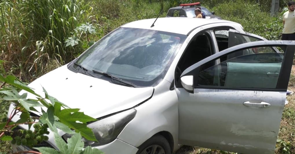 Motorista de aplicativo é sequestrado e tem carro roubado no Angelim