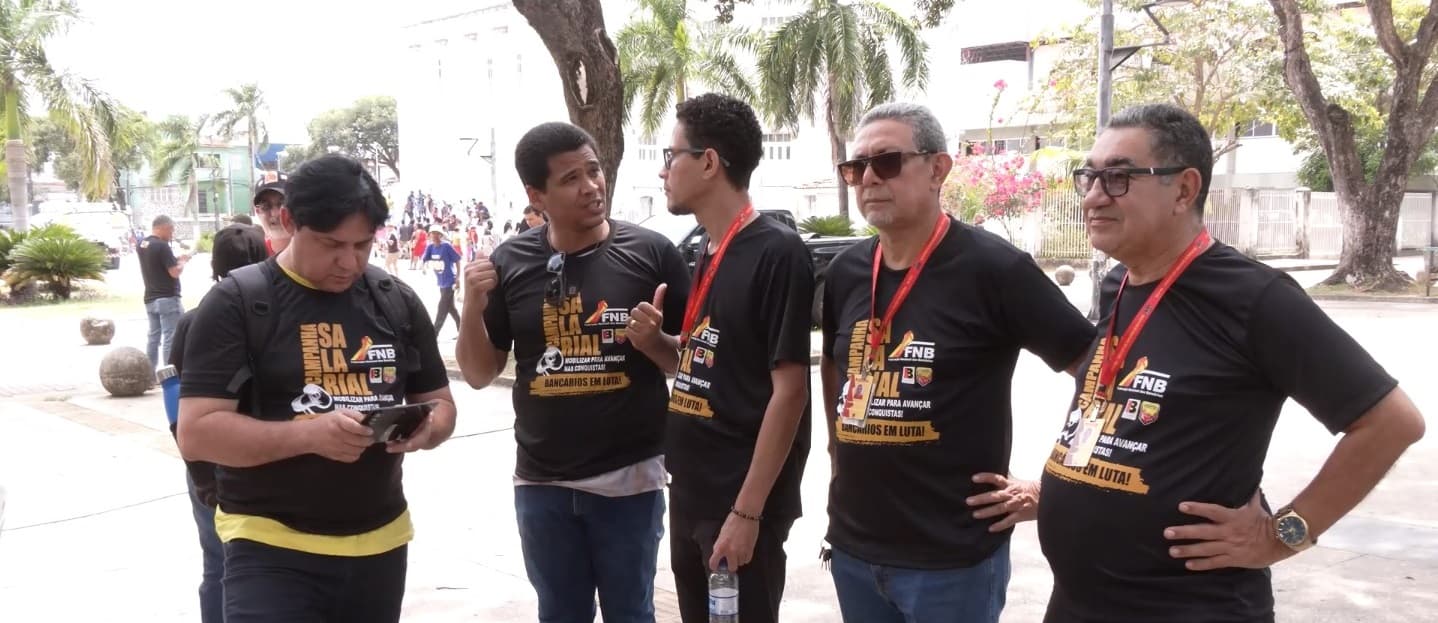 Bancários realizam greve em São Luís pela reivindicação de seus direitos