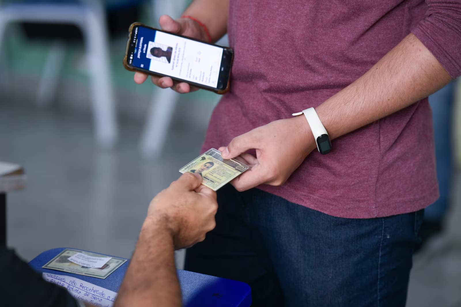 Menos de 40% do eleitorado brasileiro emitiu e-Título para as eleições de 2026