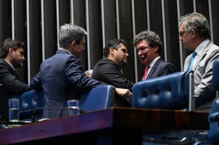 Senado analisa fim da escala 6x1 e PEC da Segurança Pública nesta quarta-feira (02)