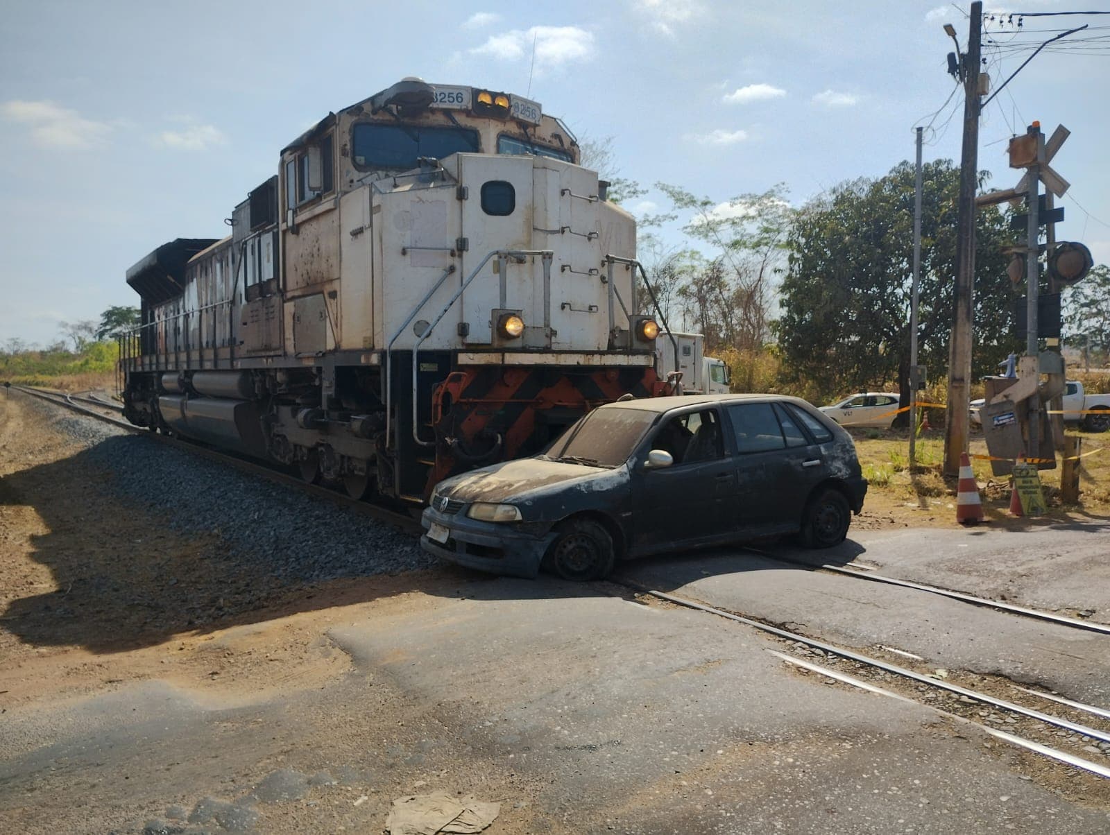 Simulado alerta para os riscos de acidentes em cruzamentos ferroviários