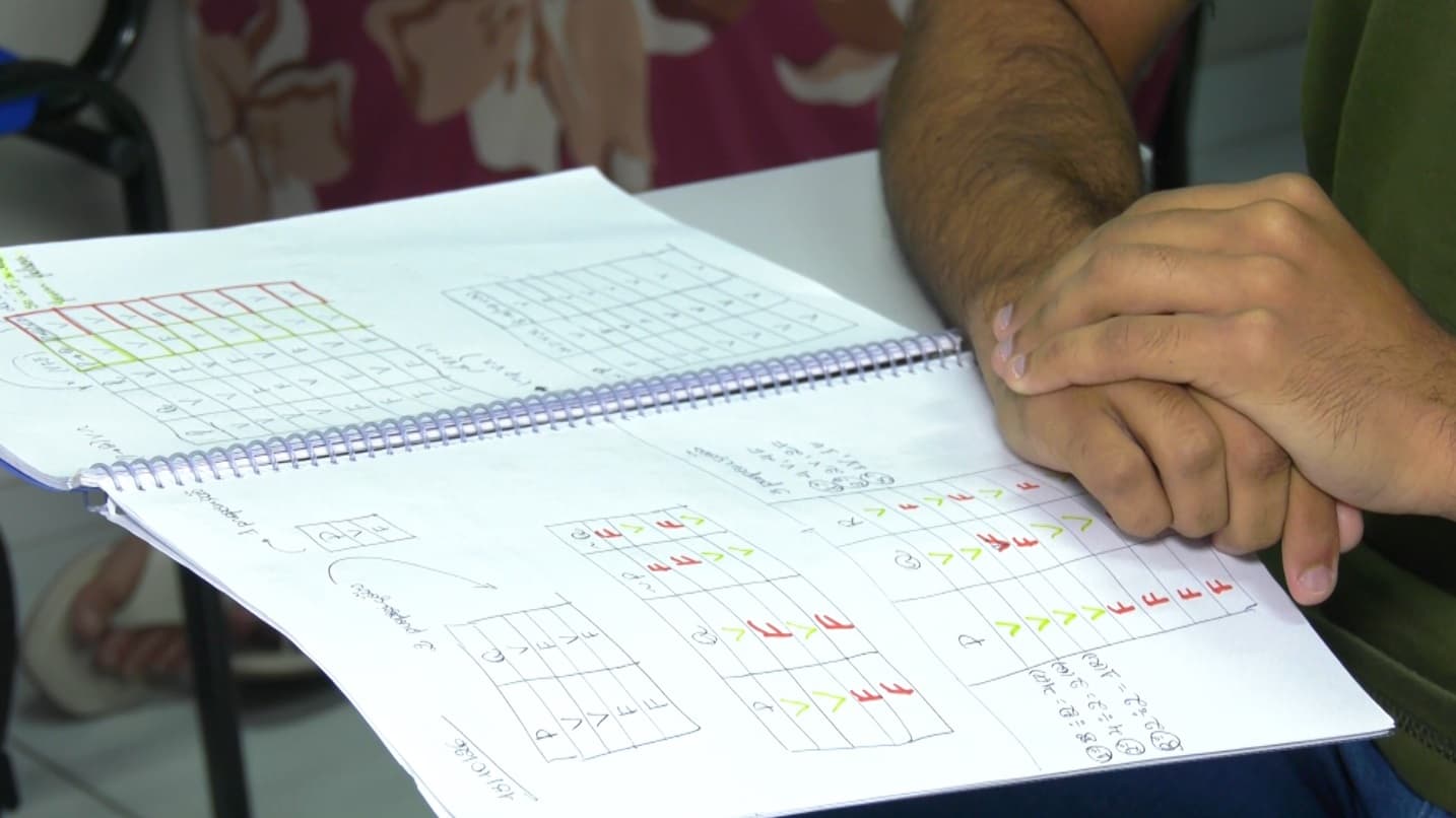 Estudantes intensificam preparação para o Enem, que será aplicado em novembro